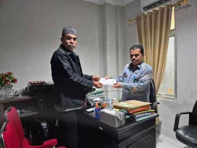Donasi MAN Ambon untuk Korban Hunuth