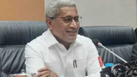 Komjen Polisi Martinus Hukom.