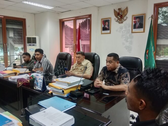 Jalan Lingkar Ambalau Mangkrak, Rahakbauw Salahkan Pemkab Bursel