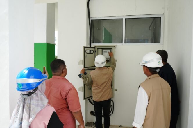 
PLN UIW MMU Perkuat Pasokan Listrik untuk Pendidikan dan Olahraga di Maluku Utara