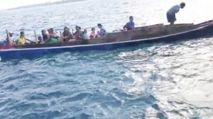 SAR Selamatkan 17 Nyawa, Setelah Longboat Yang Ditumpangi Mati Mesin