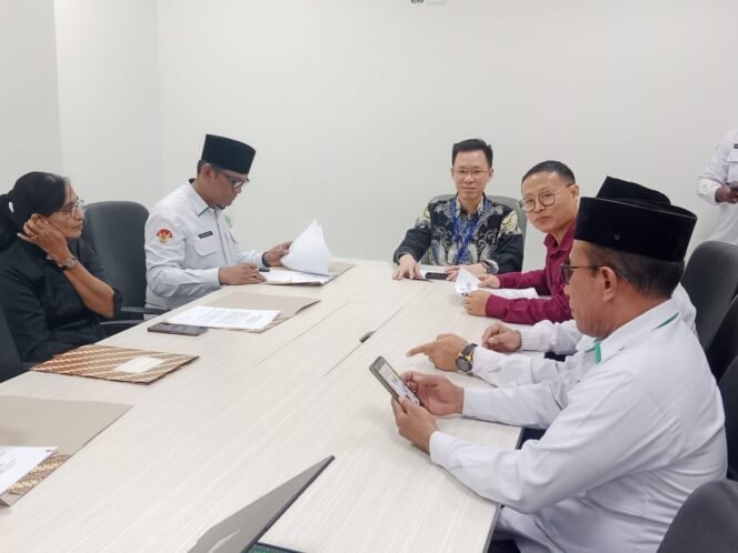 
Perkuat Pendampingan dan Bimbingan Rohani Bagi Pasien,Kemenag dan Siloam Ambon Teken PKS