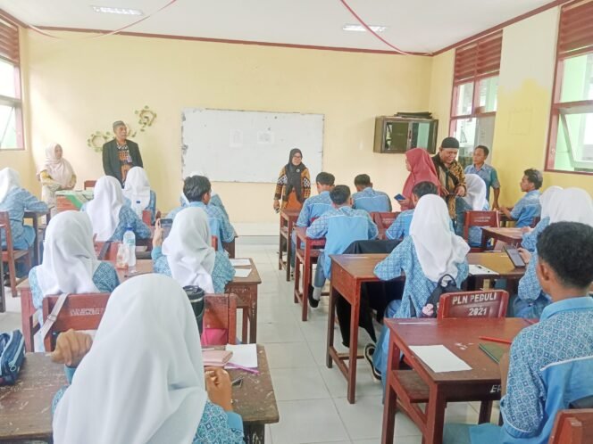 
Asesmen Sumatif di MAN Ambon Berbasis Digital