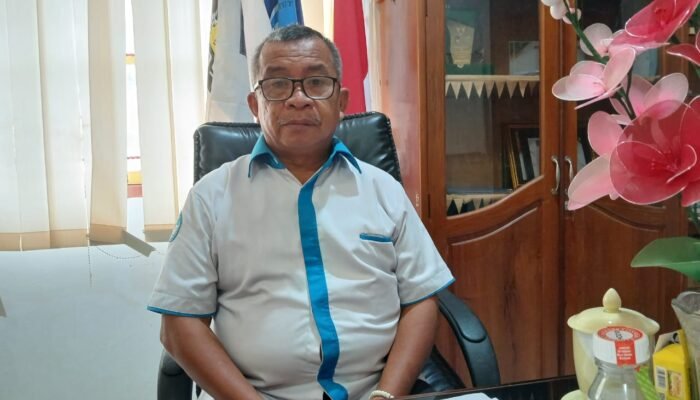 SMAN 13 Ambon Tampung 16 Siswa Penerima Beasiswa Program ADEM