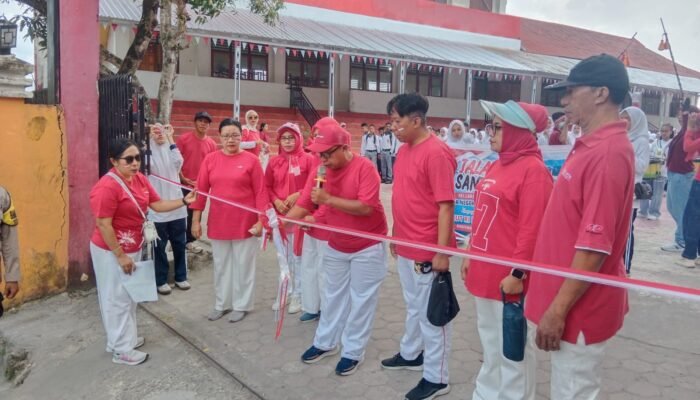 Ribuan Siswa SMAN 13 Ambon Meriahkan Parade HUT Kemerdekaan