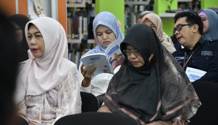 Bedah Buku ‘Menulis Tanpa Menangis’, Membongkar Penyebab Anak Enggan Menulis