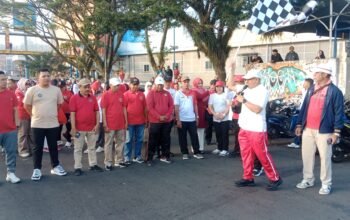 Ribuan Orang Hadiri Kirab Merah Putih