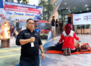 PLN UP3 Ambon Gandeng Damkar dan PMI Sosialisasi dan Simulasi Tanggap Darurat Kebakaran dan P3K